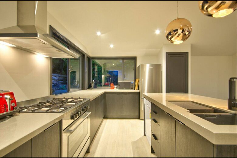 Queenstown Hill Retreat - Queenstown, New Zealand