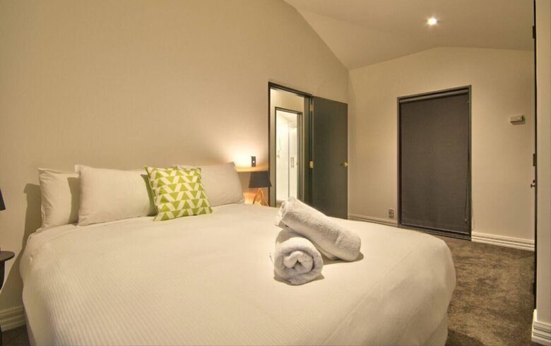 Queenstown Hill Retreat - Queenstown, New Zealand