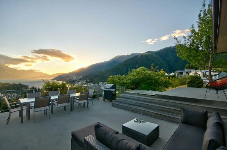 Queenstown Hill Retreat - Queenstown, New Zealand