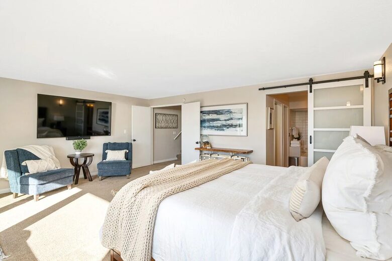 Solana Beach Dream with Ocean Views & Steps to the Beach - Solana Beach, California