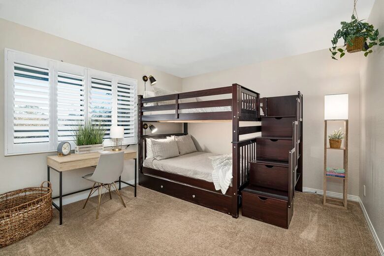 Solana Beach Dream with Ocean Views & Steps to the Beach - Solana Beach, California