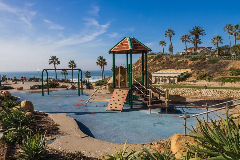 Solana Beach Dream with Ocean Views & Steps to the Beach - Solana Beach, California
