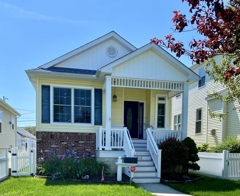 Charming Ocean City Cottage - Ocean City, New Jersey