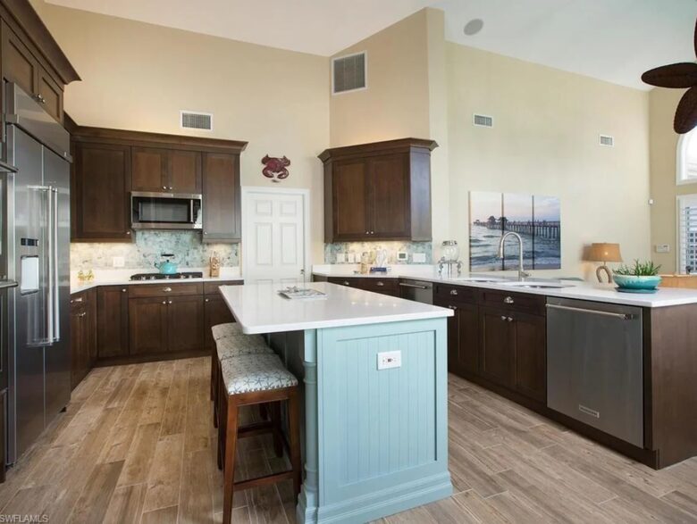 Pelican Bay Retreat - Naples, Florida