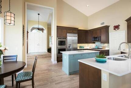 Pelican Bay Retreat - Naples, Florida
