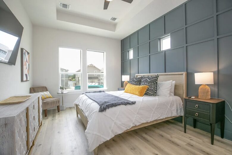 Lake View Oasis: Modern Farmhouse with Private Pool - Kingsland, Texas