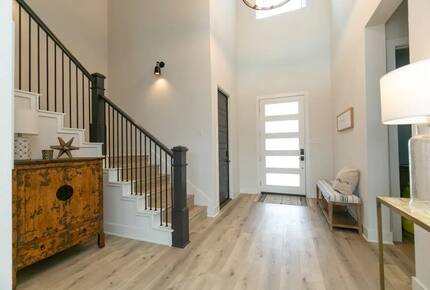 Lake View Oasis: Modern Farmhouse with Private Pool - Kingsland, Texas
