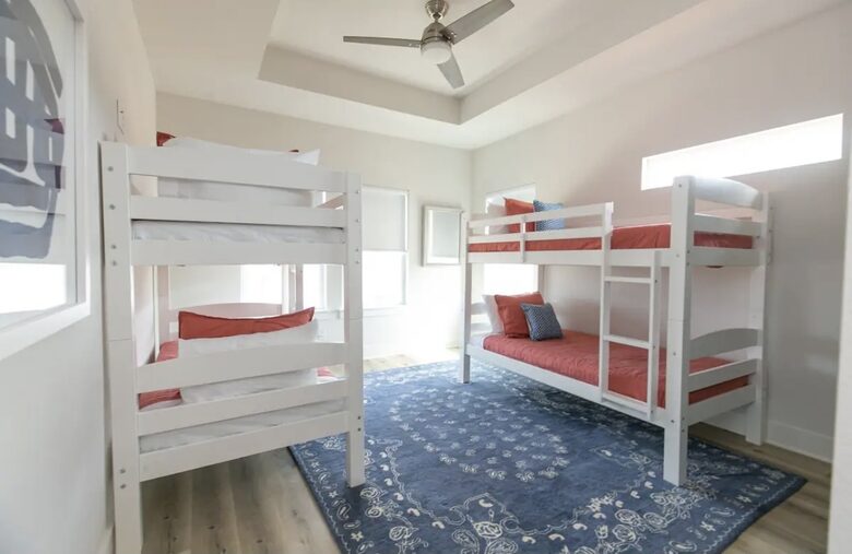 Lake View Oasis: Modern Farmhouse with Private Pool - Kingsland, Texas