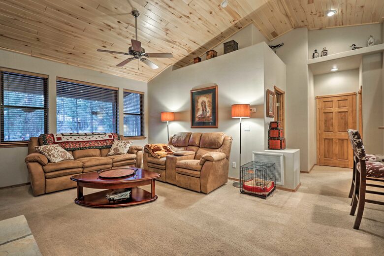White Mountains Cabin with Fireplace and Deck at Torreon Golf Club - Show Low, Arizona