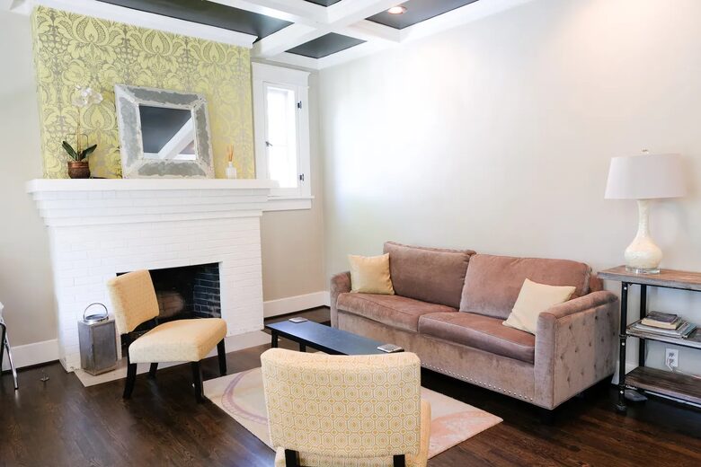 Living area with queen pull-out sofa