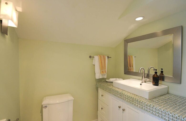 Half bathroom