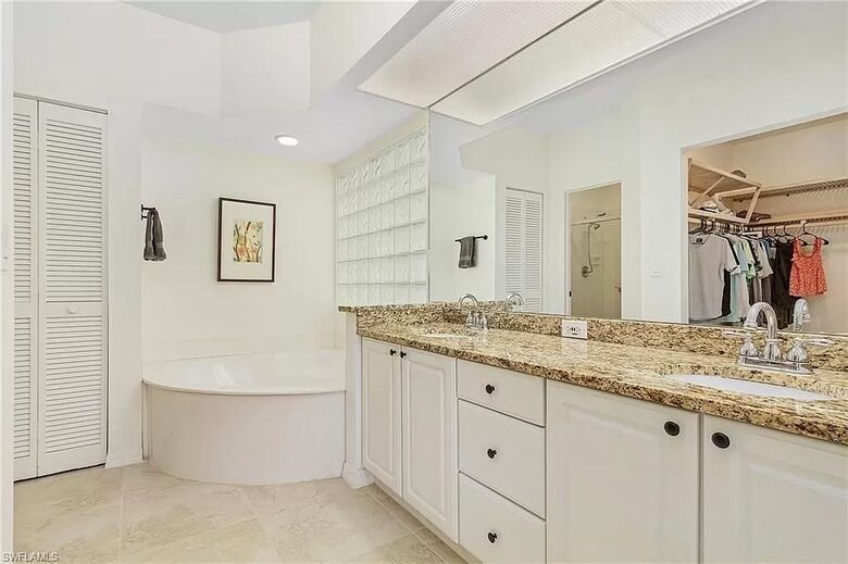 Bonita Bay Carriage House - Bonita Springs, Florida