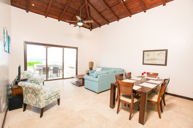 Pristine Bay Beach Villa 104 - Roatan, Honduras