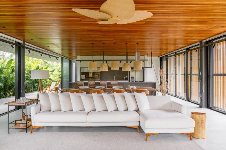 Casa California - Garopaba, Brazil