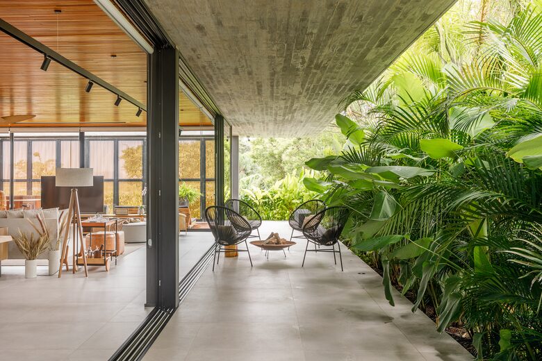 Casa California - Garopaba, Brazil