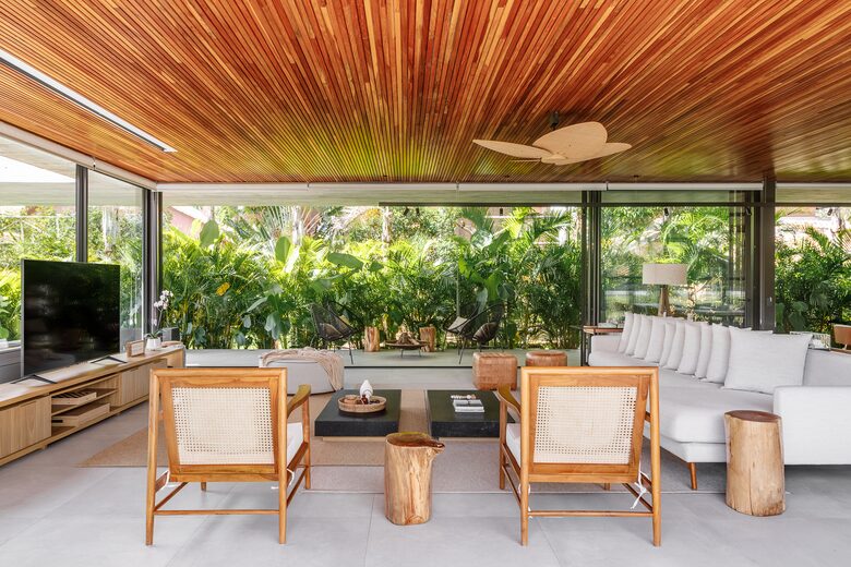 Casa California - Garopaba, Brazil