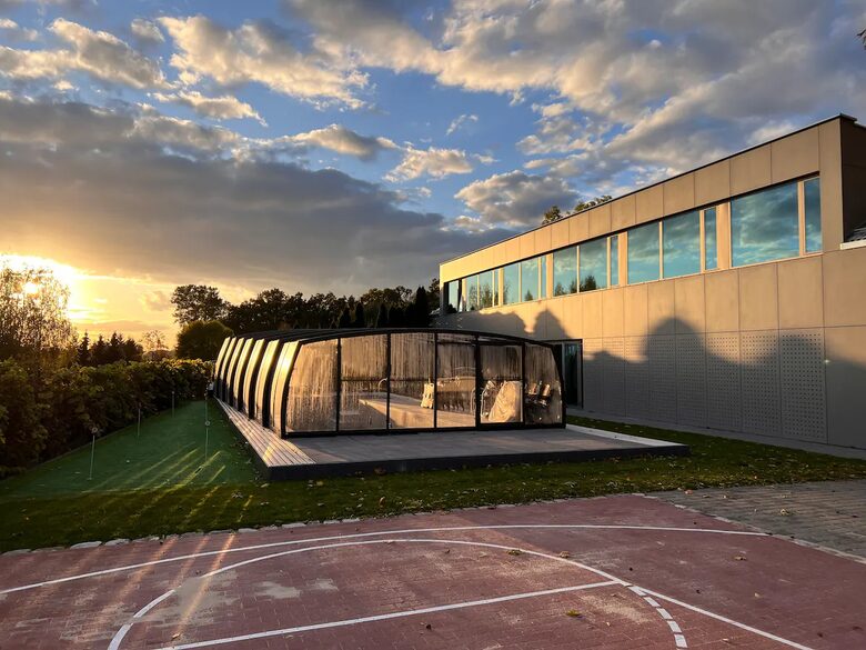 LedowoHouse Industrial Style with own Golf Course and Pool - Ledowo, Poland