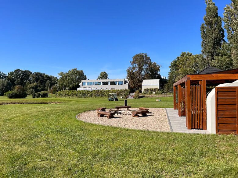 LedowoHouse Industrial Style with own Golf Course and Pool - Ledowo, Poland