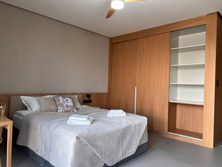 LedowoHouse Industrial Style with own Golf Course and Pool - Ledowo, Poland