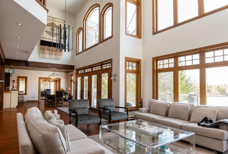 Stunning Lake House in the Laurentians - Saint-Adolphe-d'Howard, Canada