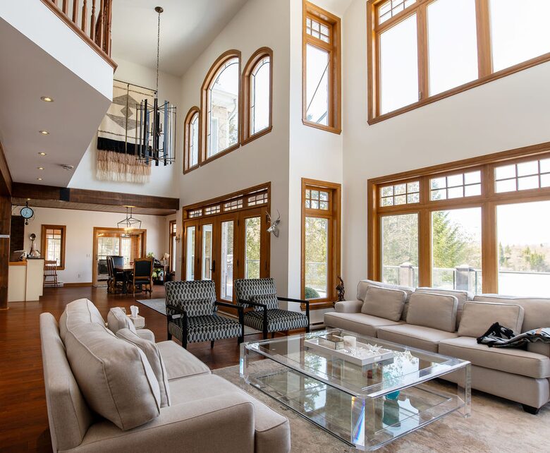 Stunning Lake House in the Laurentians - Saint-Adolphe-d'Howard, Canada
