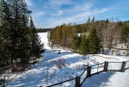 Stunning Lake House in the Laurentians - Saint-Adolphe-d'Howard, Canada