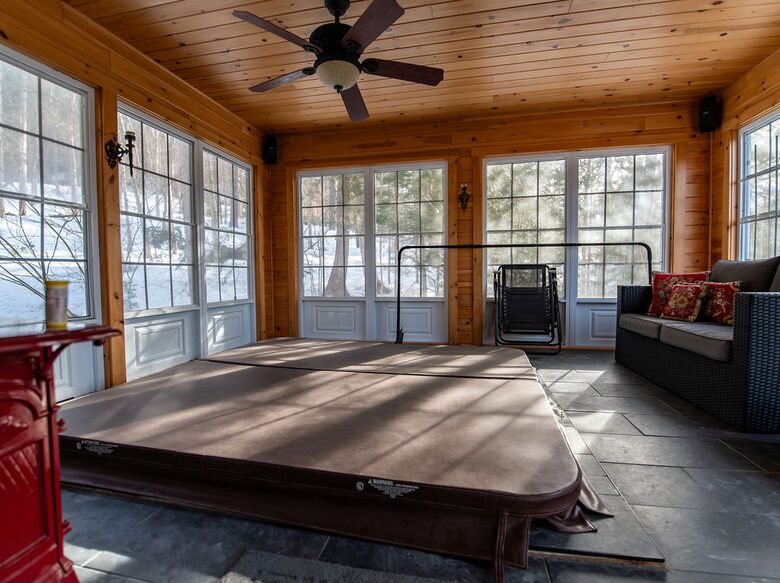 Stunning Lake House in the Laurentians - Saint-Adolphe-d'Howard, Canada