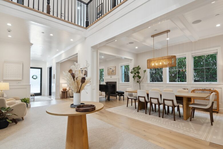 West Hollywood Executive Escape with Pool, Spa & Gym - Los Angeles, California