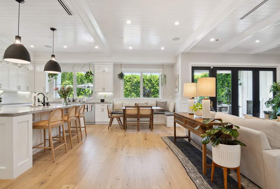 West Hollywood Executive Escape with Pool, Spa & Gym - Los Angeles, California