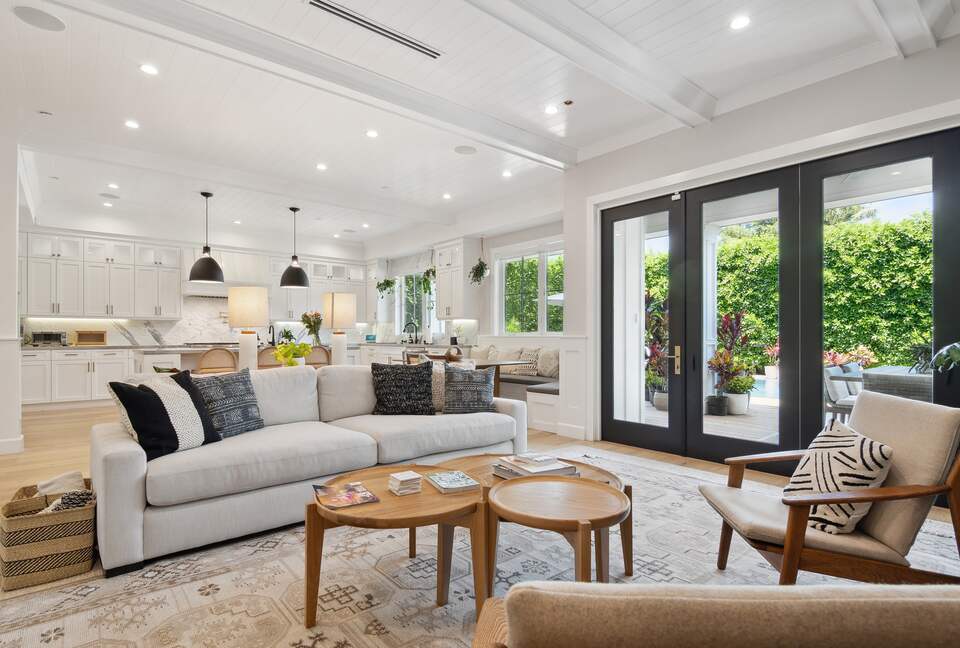 West Hollywood Executive Escape with Pool, Spa & Gym - Los Angeles, California