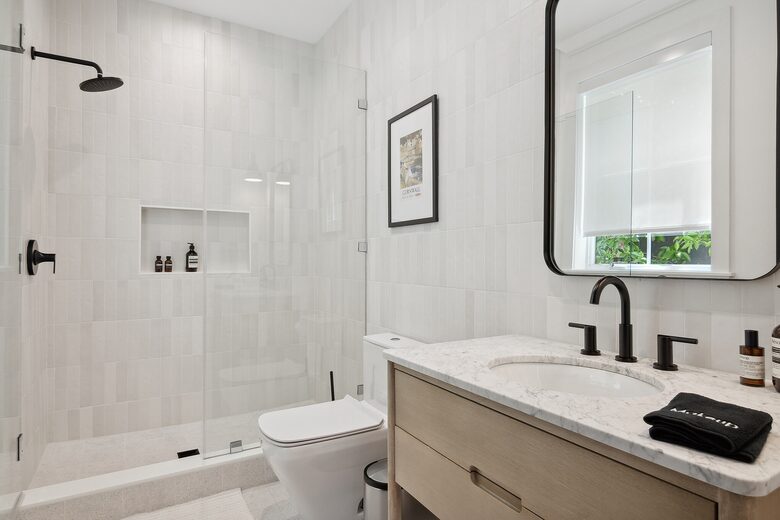 West Hollywood Executive Escape with Pool, Spa & Gym - Los Angeles, California
