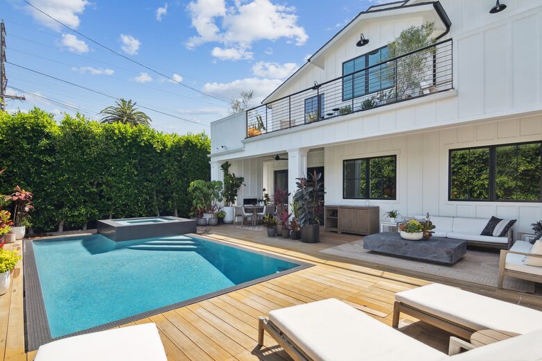 West Hollywood Executive Escape with Pool, Spa & Gym - Los Angeles, California