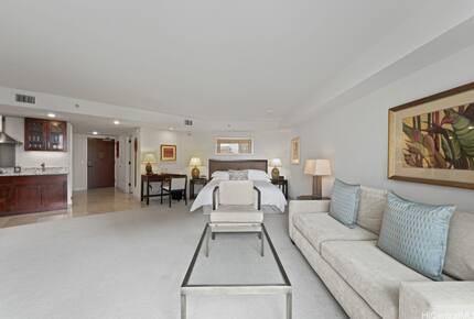 Honolulu Residential-Style Suite - Honolulu, Hawaii