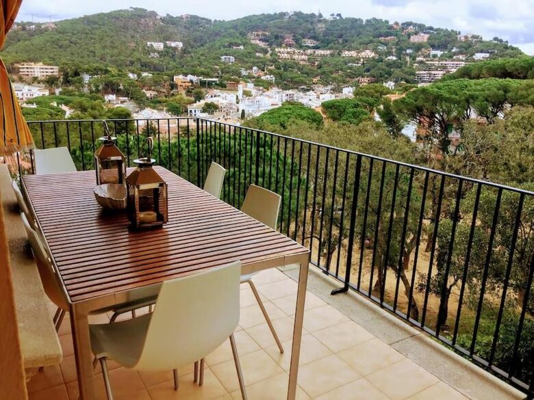 Modern 2 Story Flat - Palafrugell, Spain