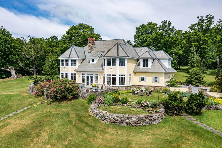 Stunning Vermont Estate- Maple Lane - Danby, Vermont