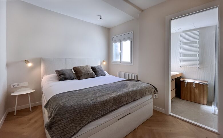 luxury Waterfront Apartment | Barceloneta - Barcelona, Spain