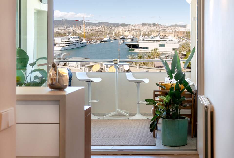 luxury Waterfront Apartment | Barceloneta - Barcelona, Spain