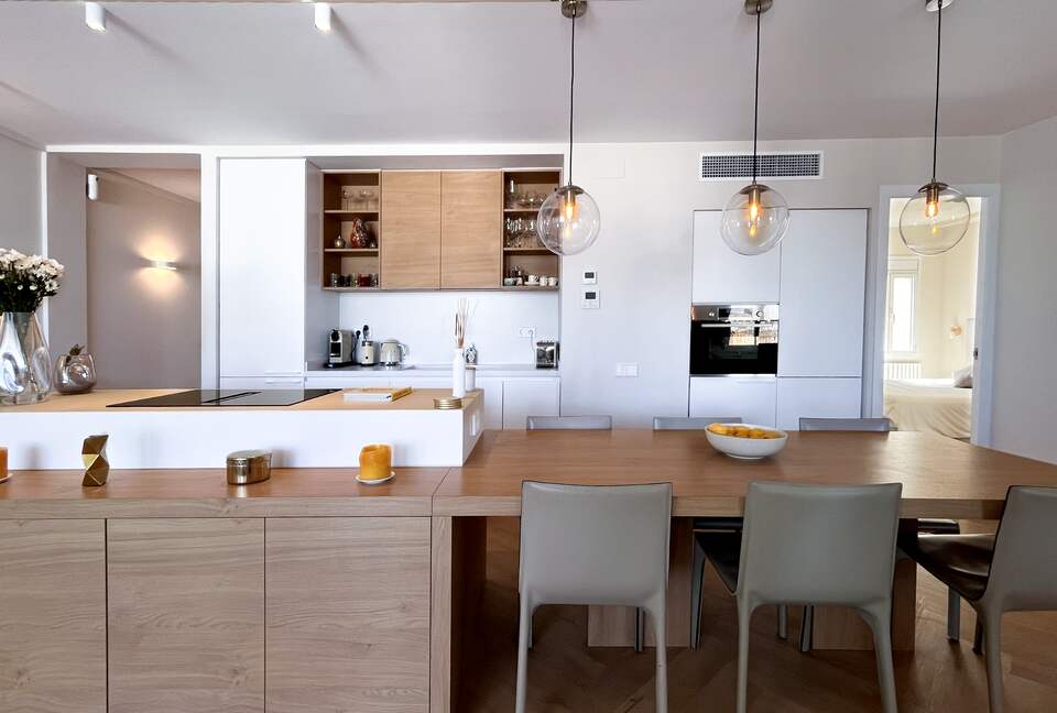 luxury Waterfront Apartment | Barceloneta - Barcelona, Spain