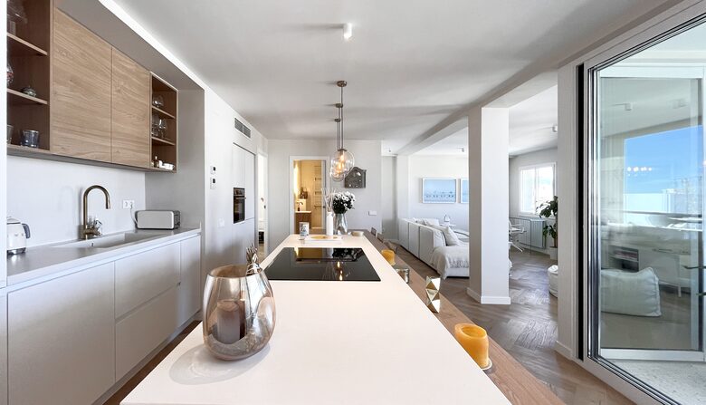 luxury Waterfront Apartment | Barceloneta - Barcelona, Spain