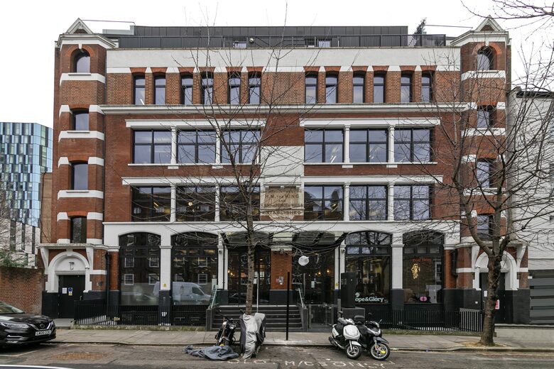 The Spitfire Apartment - London, United Kingdom