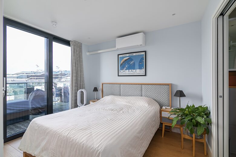 The Spitfire Apartment - London, United Kingdom