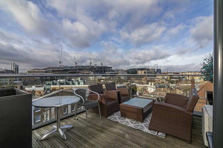 The Spitfire Apartment - London, United Kingdom