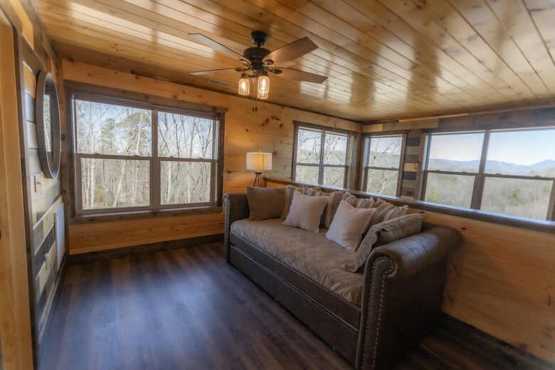 Skyline Ridge - Sevierville, Tennessee