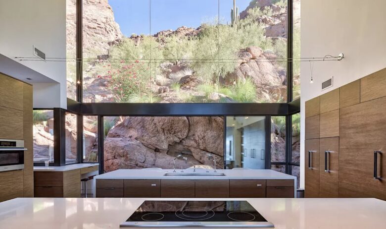Red Rock Paradise - Paradise Valley, Arizona