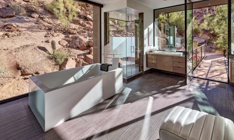 Red Rock Paradise - Paradise Valley, Arizona