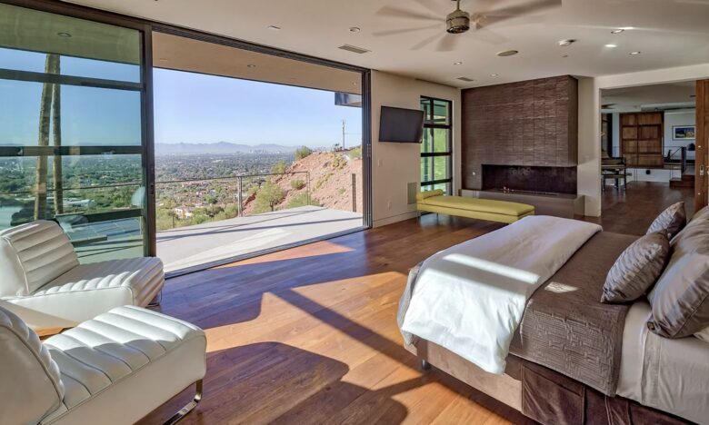 Red Rock Paradise - Paradise Valley, Arizona