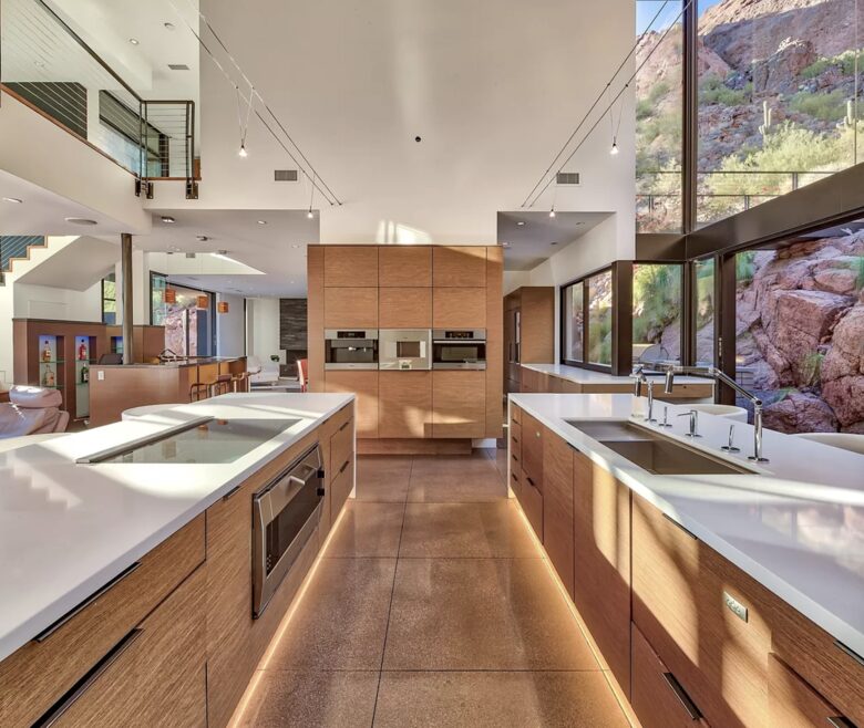 Red Rock Paradise - Paradise Valley, Arizona