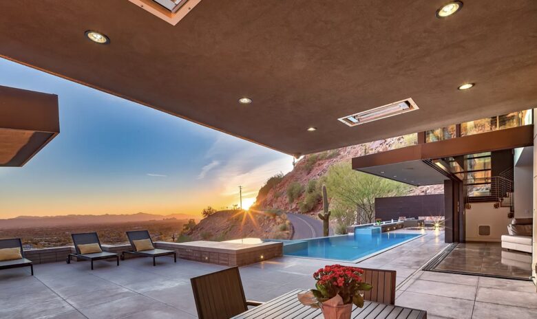 Red Rock Paradise - Paradise Valley, Arizona