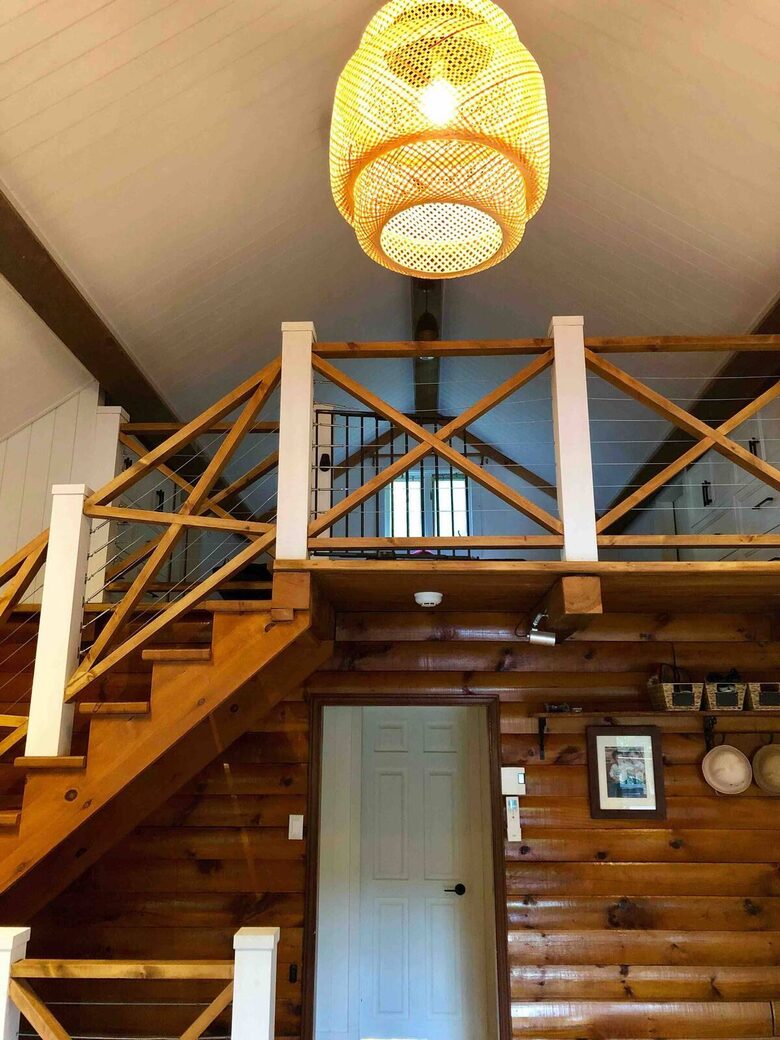 Rustic Cabin on the Lake - Mont-Tremblant, Canada