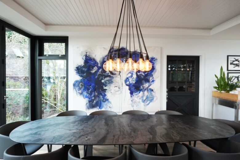West Vancouver Contemporary Hideaway - West Vancouver, Canada